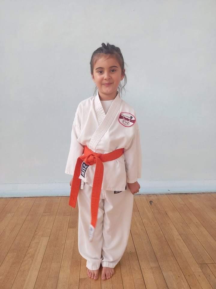 Childrens Karate Suit size 00-2
